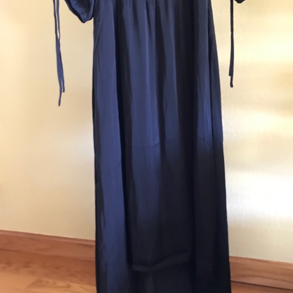 Dress - Picture 5 of 7